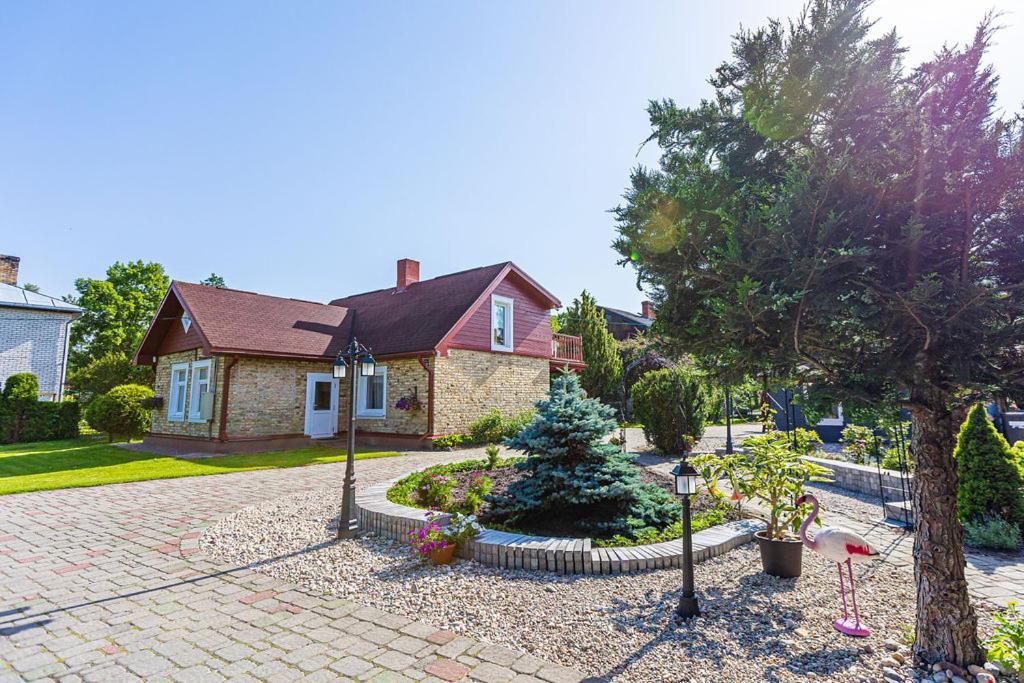 Schneider Hause Villa Jūrkalne Exteriör bild
