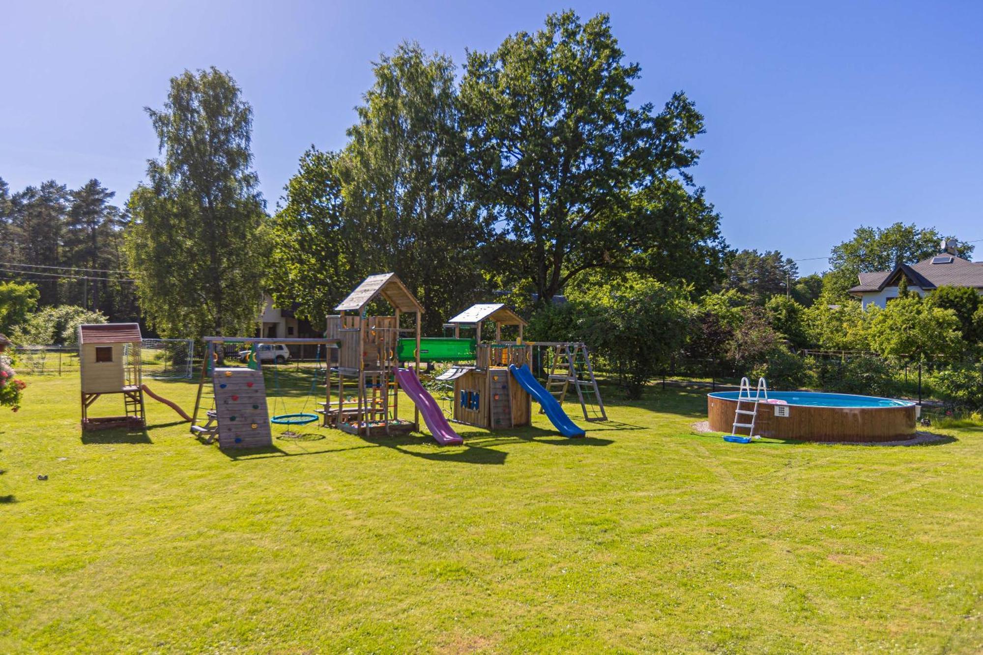 Schneider Hause Villa Jūrkalne Exteriör bild